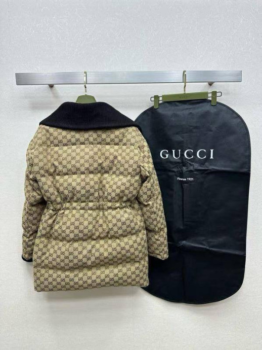 Пуховик Gucci 34778