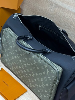Дорожная сумка Louis Vuitton 25537 1