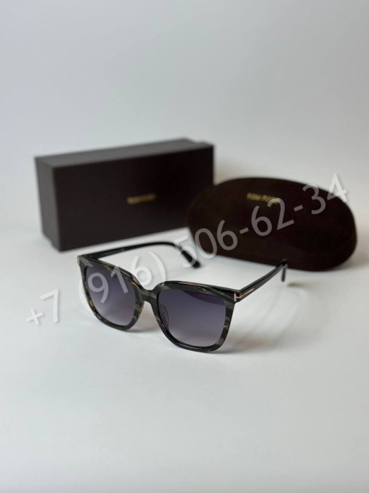 Очки Tom Ford 24735