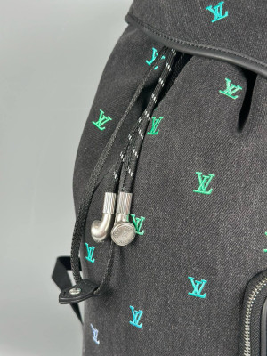 Рюкзак Louis Vuitton 25228 1