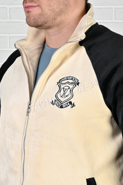 Спортивный костюм Louis Vuitton 7940