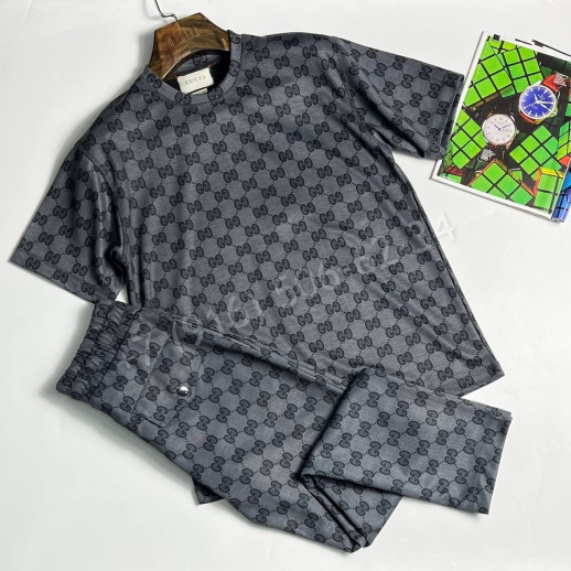 Спортивный костюм Gucci 13751