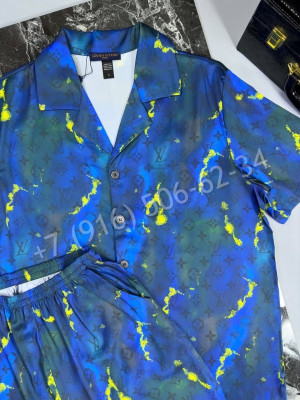 Прогулочный костюм Louis Vuitton 18126