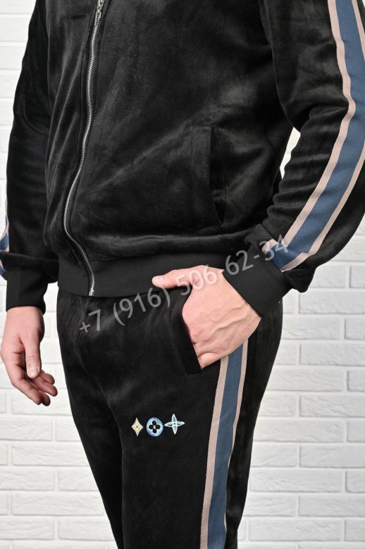 Спортивный костюм Louis Vuitton 7942