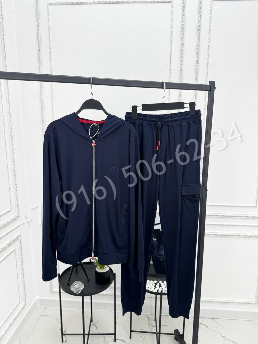 Прогулочный костюм KITON 29407