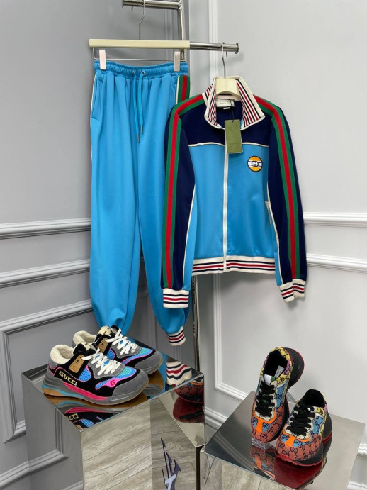 Спортивный костюм Gucci 11401
