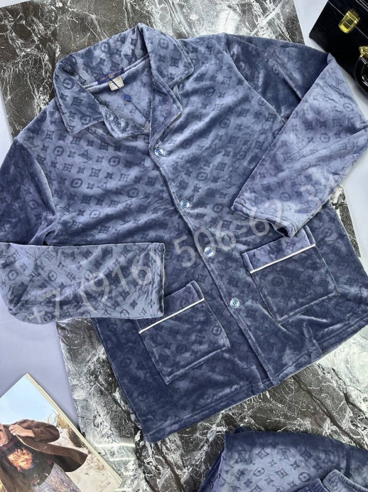 Костюм Louis Vuitton 22941