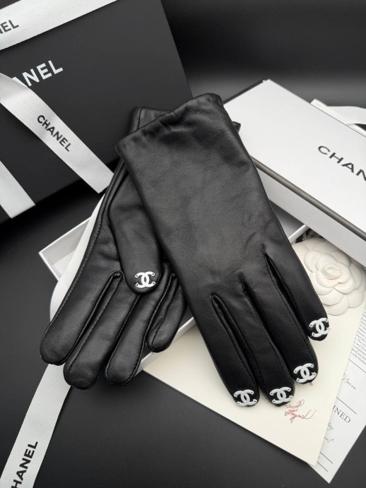 Перчатки Chanel 1