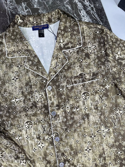 Прогулочный костюм Louis Vuitton 18128