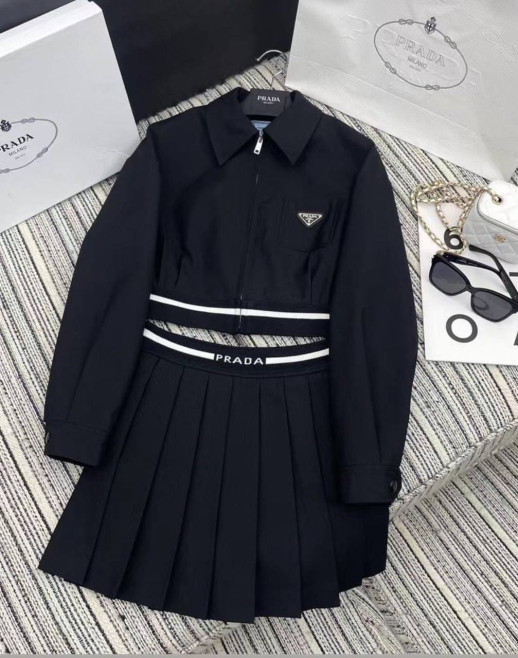 Костюм Prada 12739