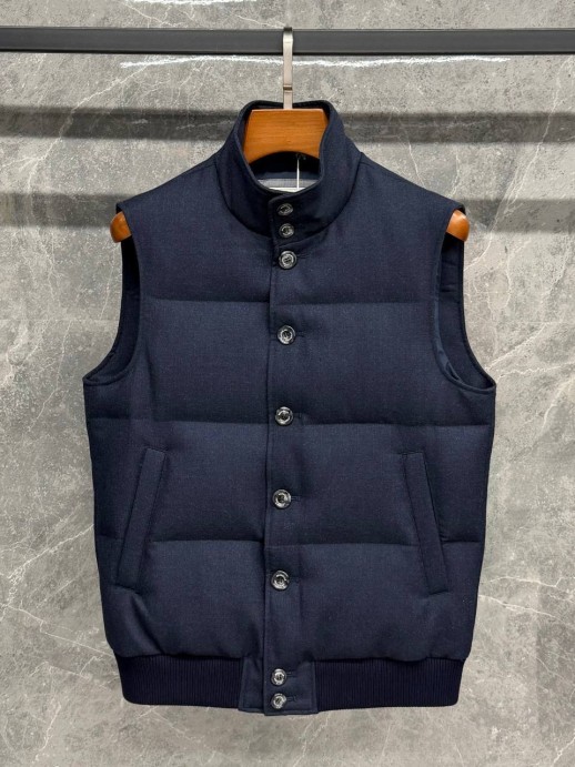 Жилетка Brunello Cucinelli 30009