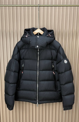 Пуховик Moncler 21101 3