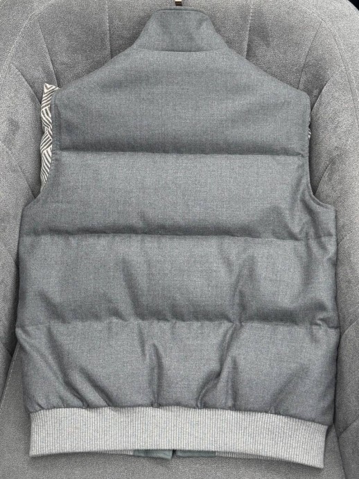 Жилетка Brunello Cucinelli 30009 1