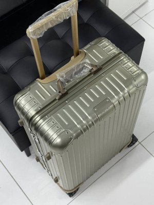 Чемодан RIMOWA 65/42/26 34832 6