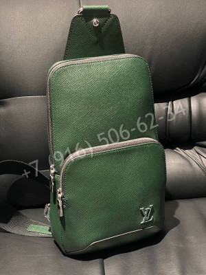 Сумка-слинг Louis Vuitton 16324