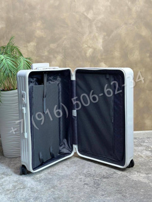 Дорожный чемодан Rimova 31548
