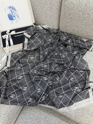Платок Chanel 36007 3