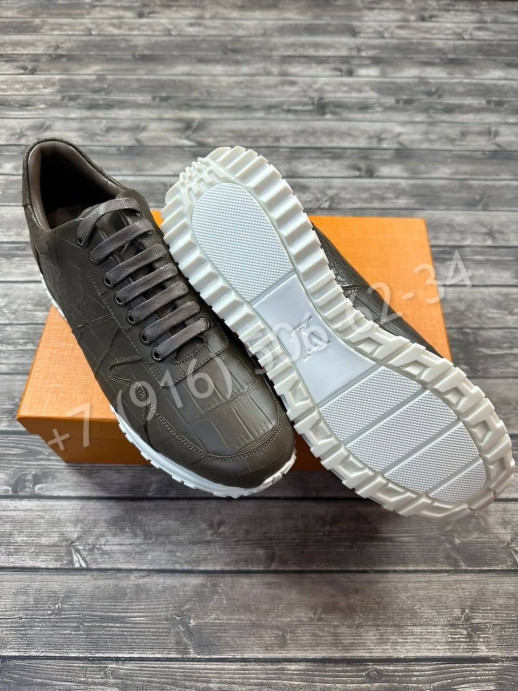 Кроссовки Louis Vuitton из кожи крокодила 18628