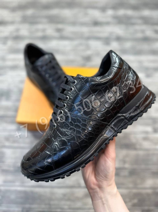 Кроссовки Louis Vuitton из кожи крокодила 18629
