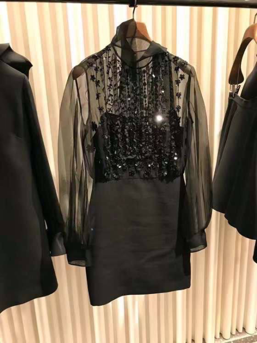 Платье Valentino 12743