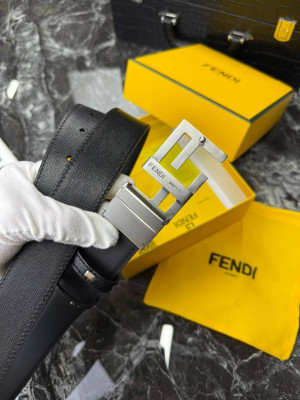 Ремень Fendi 23900