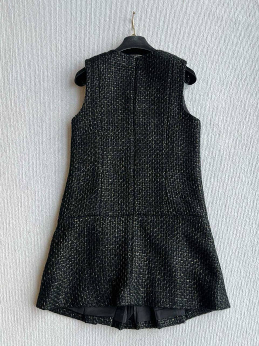 Платье CHANEL 36001