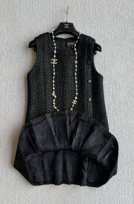 Платье CHANEL 36001