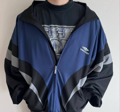 Бомбер Balenciaga 30208