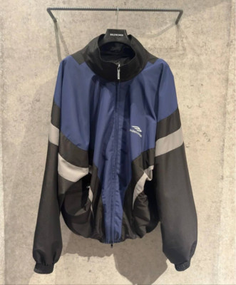 Бомбер Balenciaga 30208