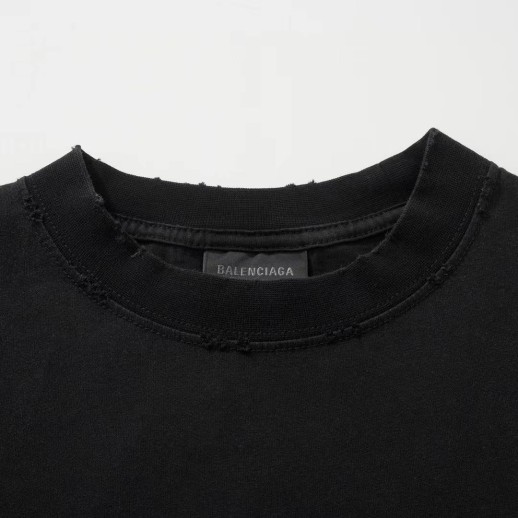 Футболка Balenciaga 18012