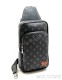 Сумка-слинг Louis Vuitton 9682