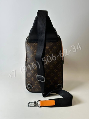 Сумка-слинг Louis Vuitton 19556