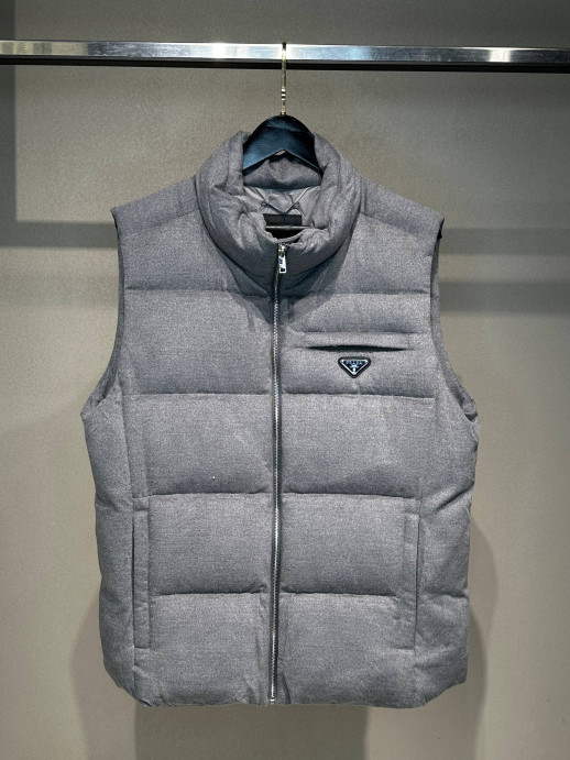 Жилетка Prada 22871 2