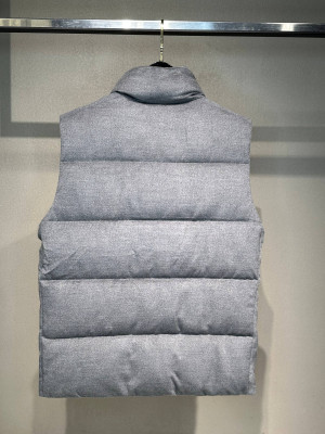 Жилетка Prada 22871 2