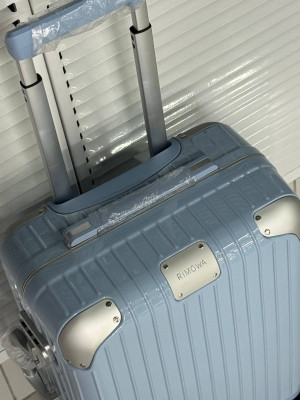 Чемодан Rimowa 35/50/23 13792