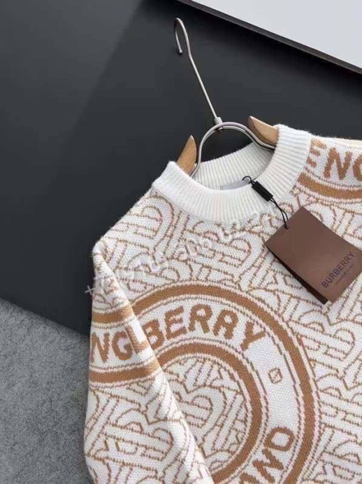 Свитер Burberry 7851