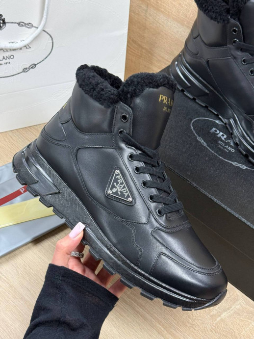 Ботинки на меху Prada 23462