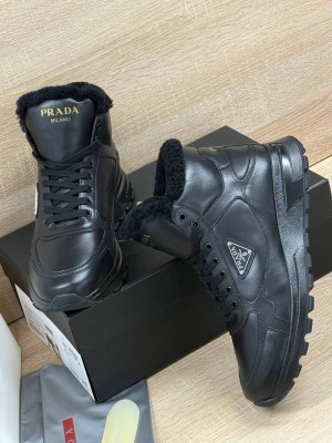 Ботинки на меху Prada 23462