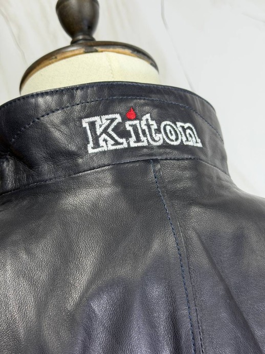 Кожаная куртка Kiton 5461