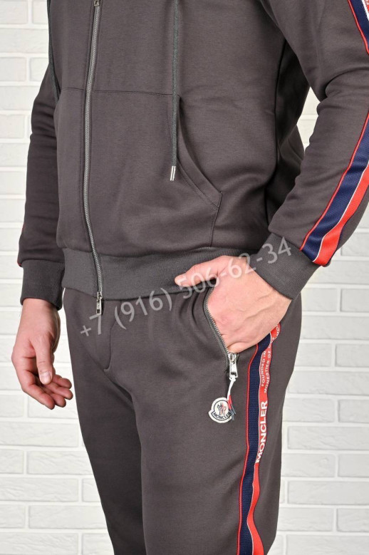 Спортивный костюм Moncler 7953