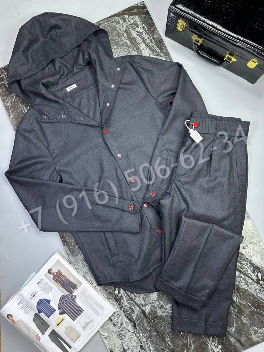 Прогулочный костюм KITON из 100% шерсти 24714