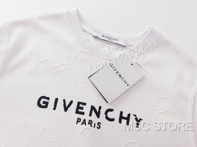 Футболка Givenchy 8888