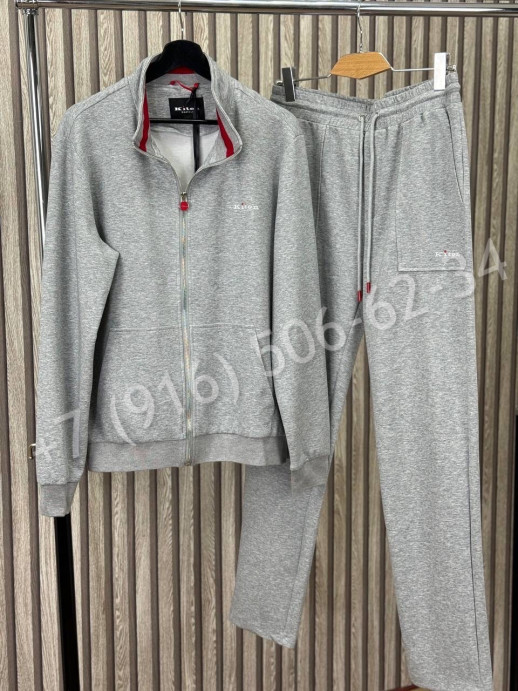 Прогулочный костюм KITON 30721