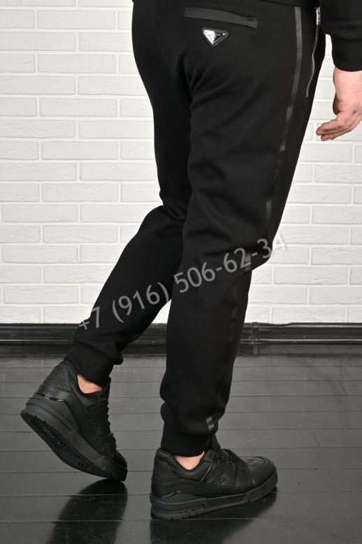 Спортивный костюм Prada 7955