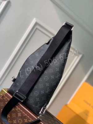 Поясная сумка Louis Vuitton 13777