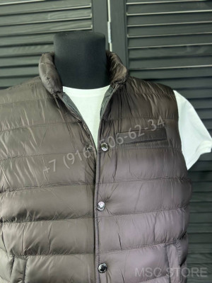 Жилетка Brunello Cucinelli 10043