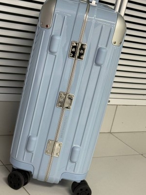 Чемодан Rimowa 13793