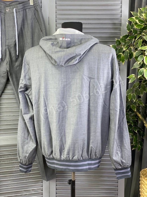 Прогулочный костюм KITON 13668