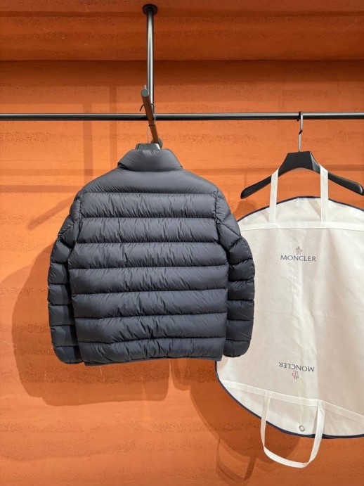 Куртка Moncler 5468