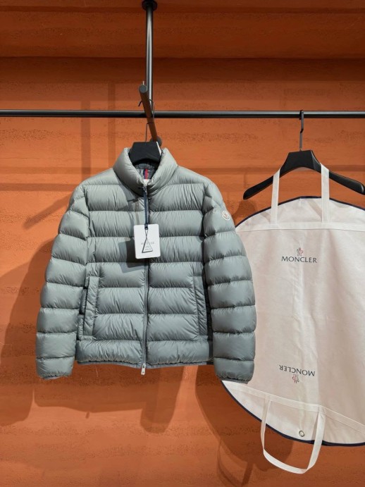 Куртка Moncler 5468